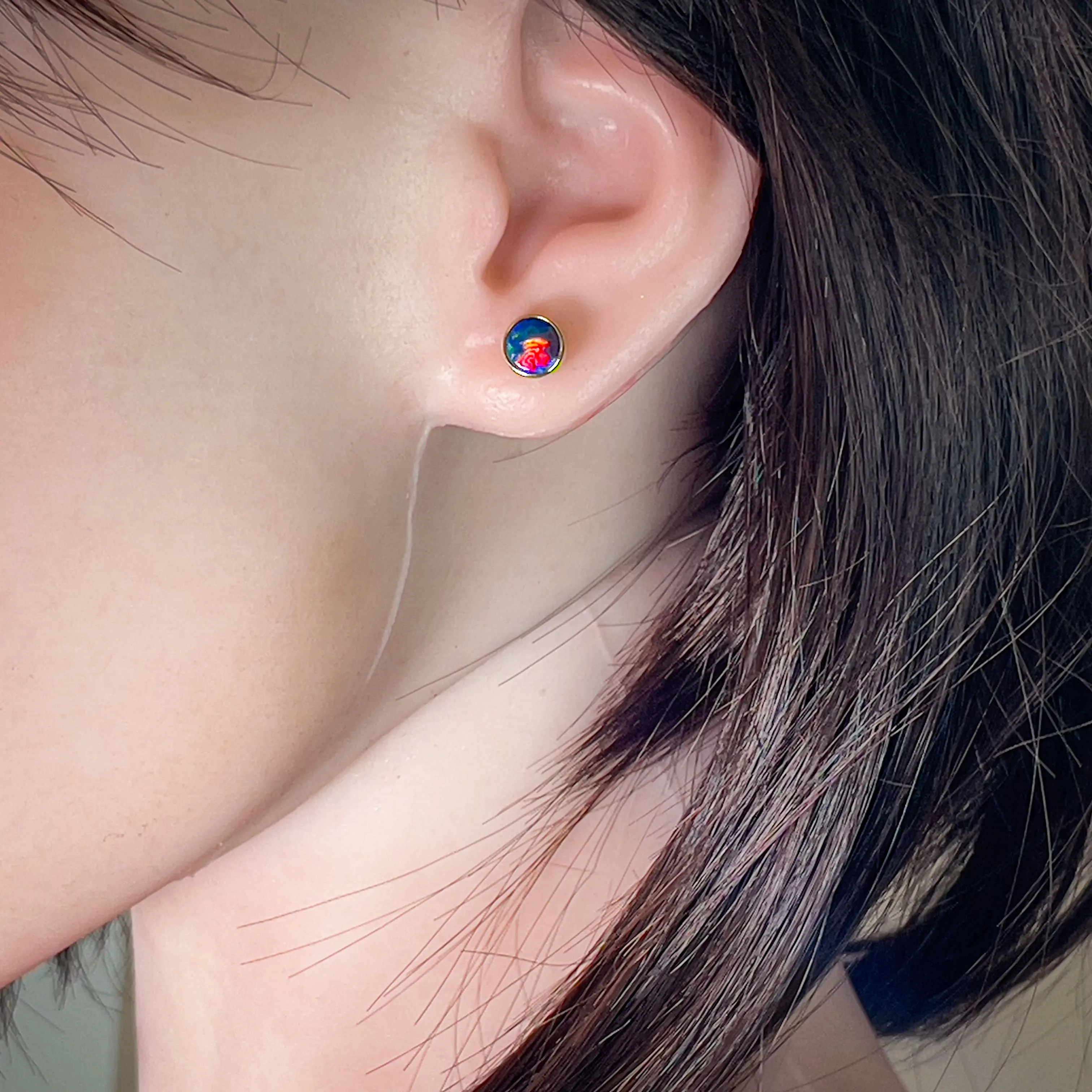 14kt Yellow Gold bezel Opal doublet 0.94ct studs