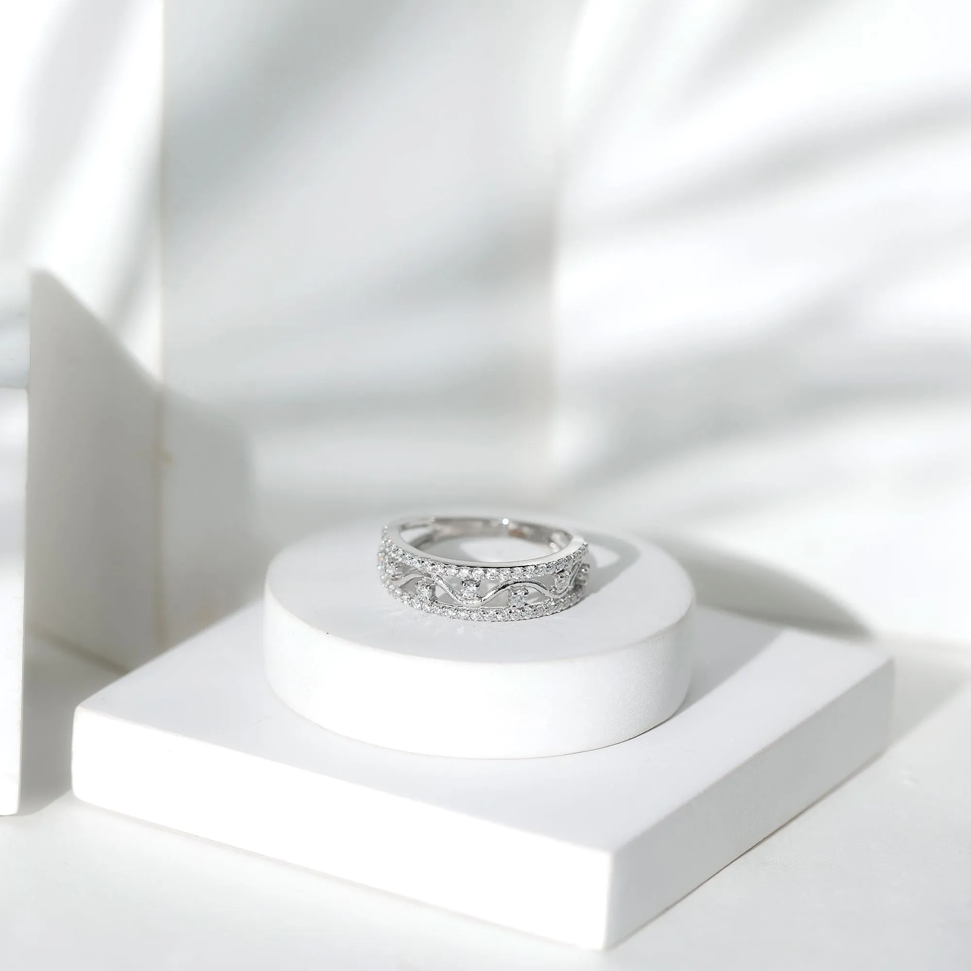3/4 CT Moissanite Wavy Wedding Ring