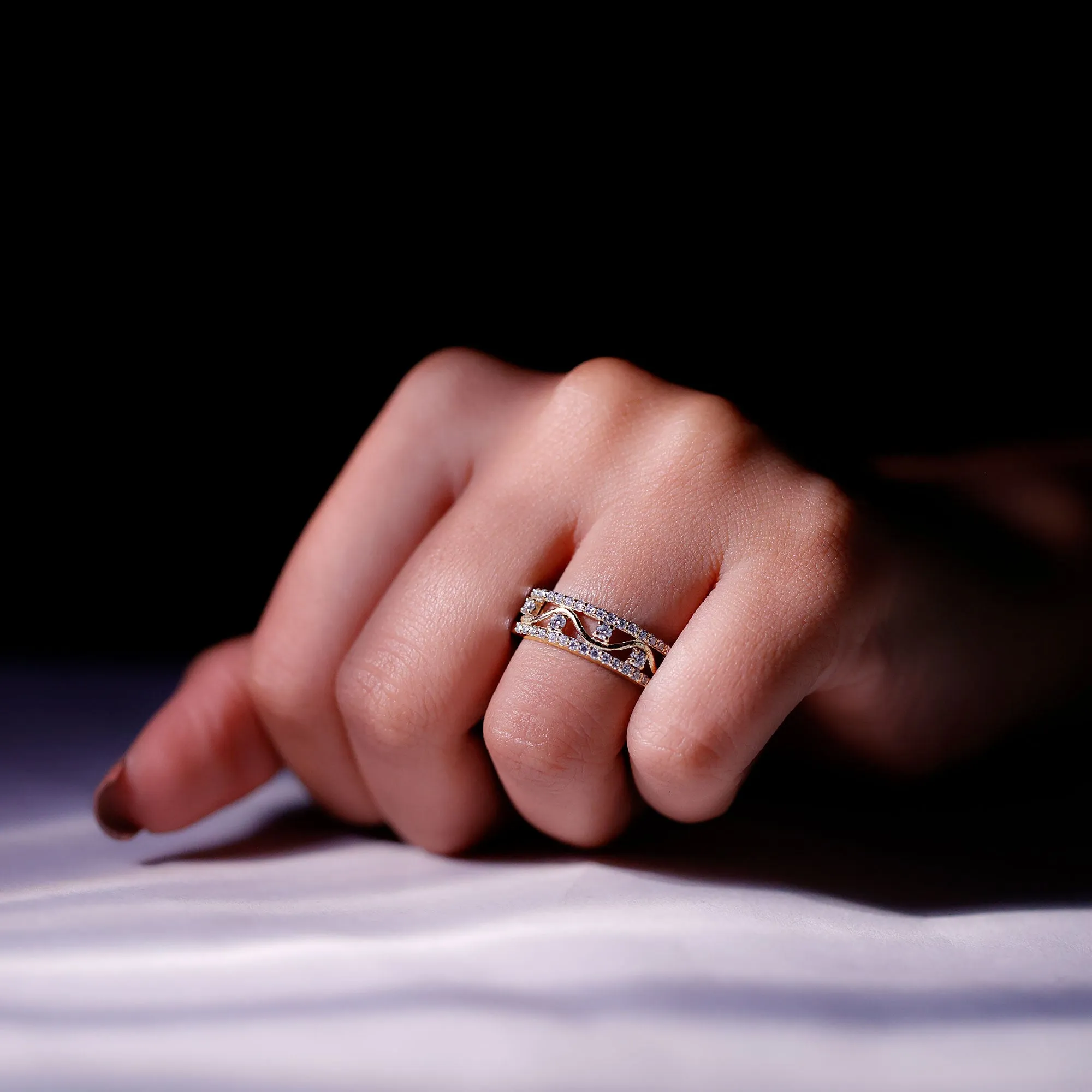 3/4 CT Moissanite Wavy Wedding Ring