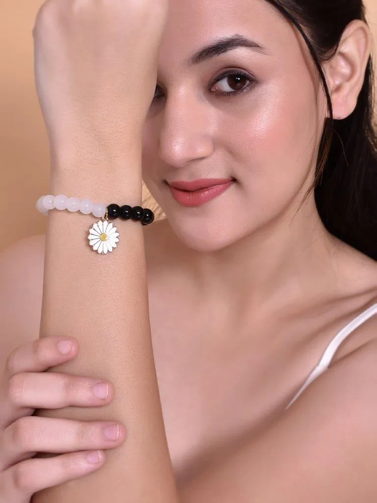 Black White Beads White Flower Elastic Bracelet - Voj