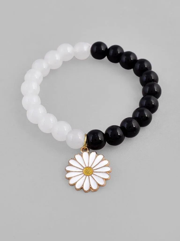 Black White Beads White Flower Elastic Bracelet - Voj