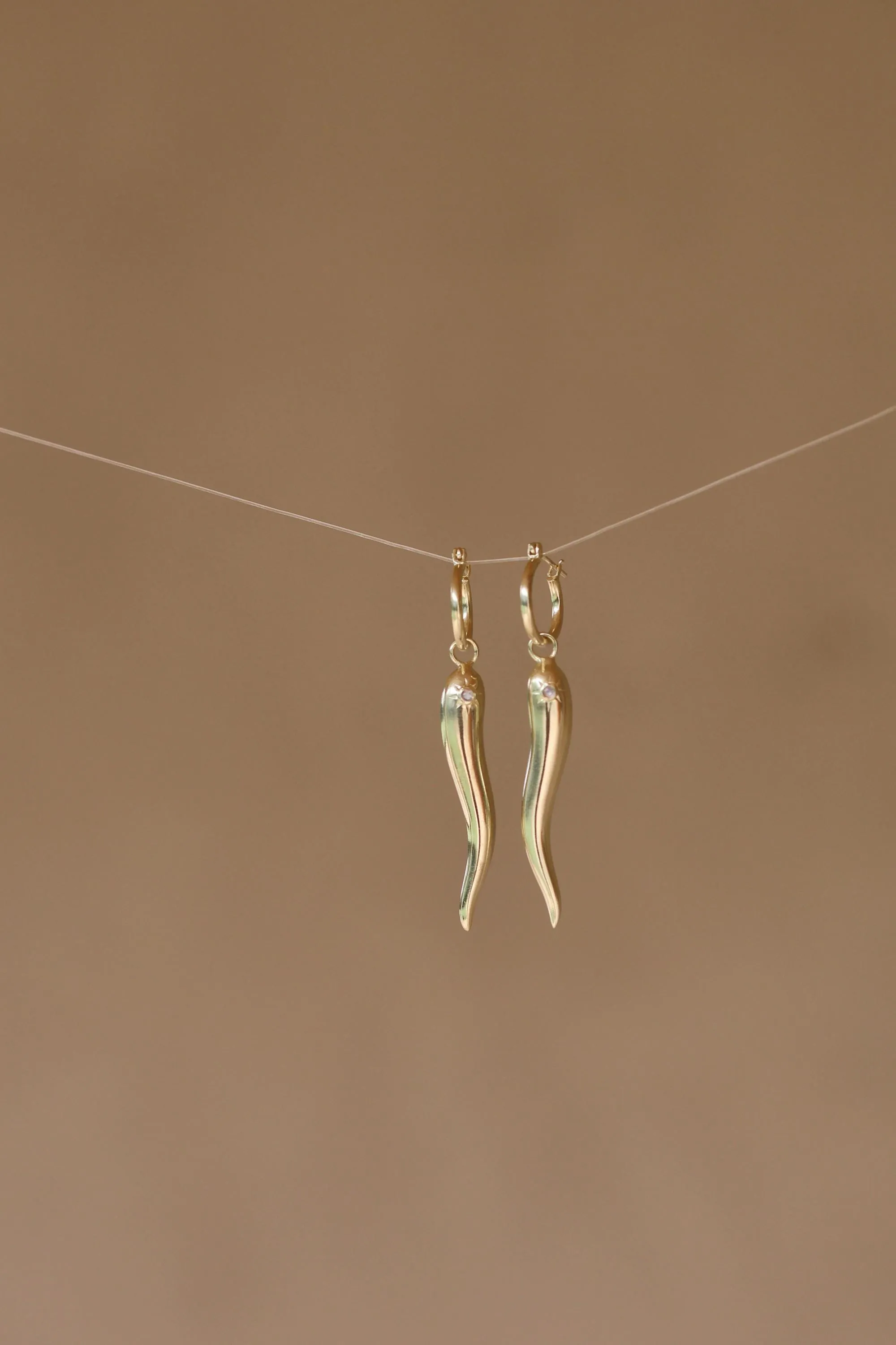 Corno Chilli Hoops 14K Gold Vermeil Rainbow Moonstone