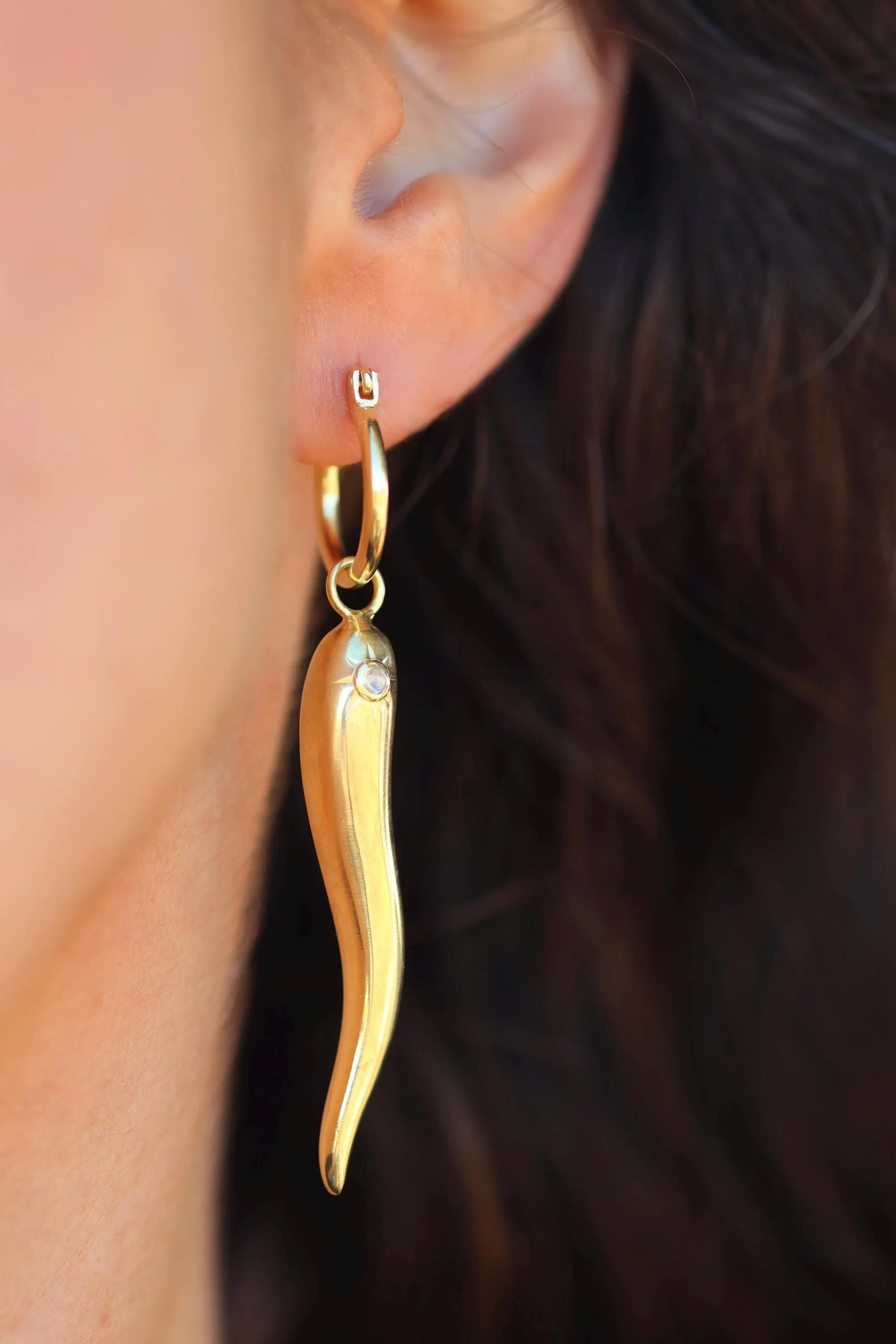 Corno Chilli Hoops 14K Gold Vermeil Rainbow Moonstone