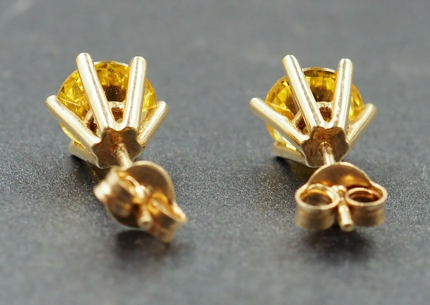 Golden Sapphire 9ct Yellow Gold Stud Earrings
