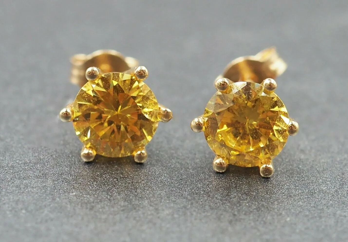 Golden Sapphire 9ct Yellow Gold Stud Earrings