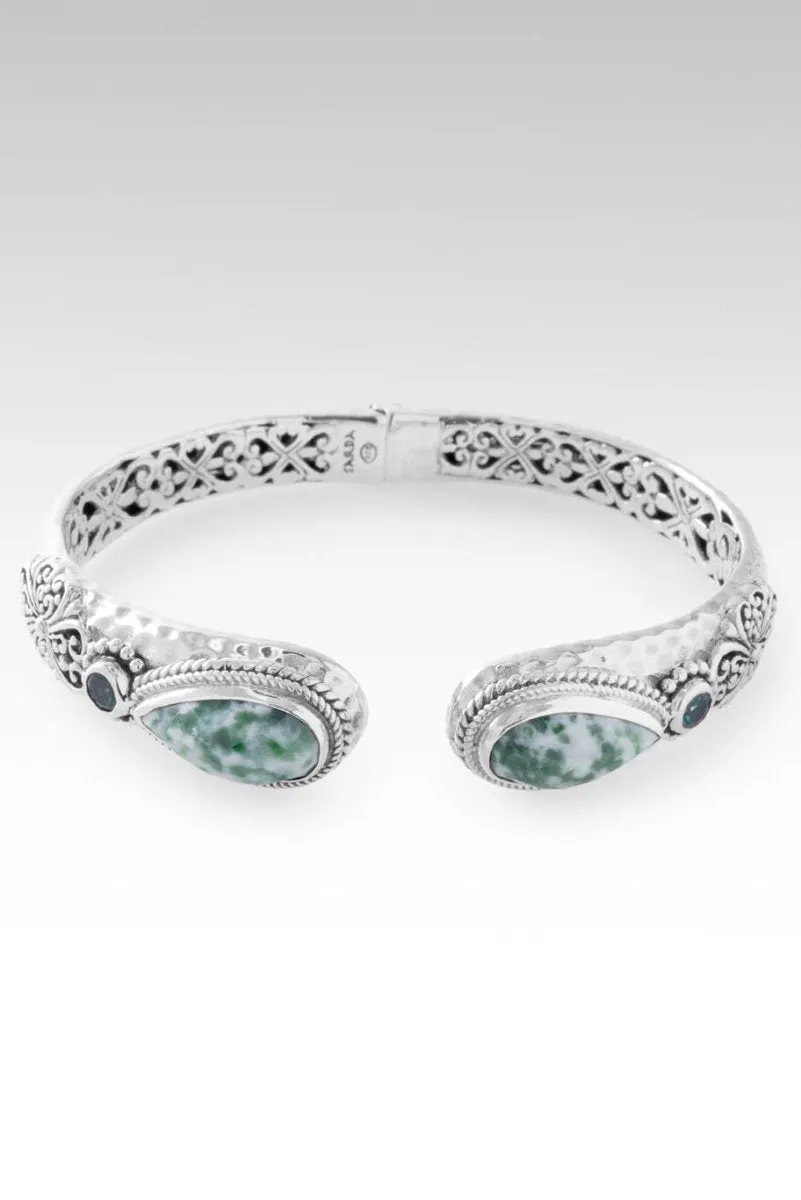 In Everything Give Thanks Tip-to-Tip Bracelet™ in Kingfisher Quartz