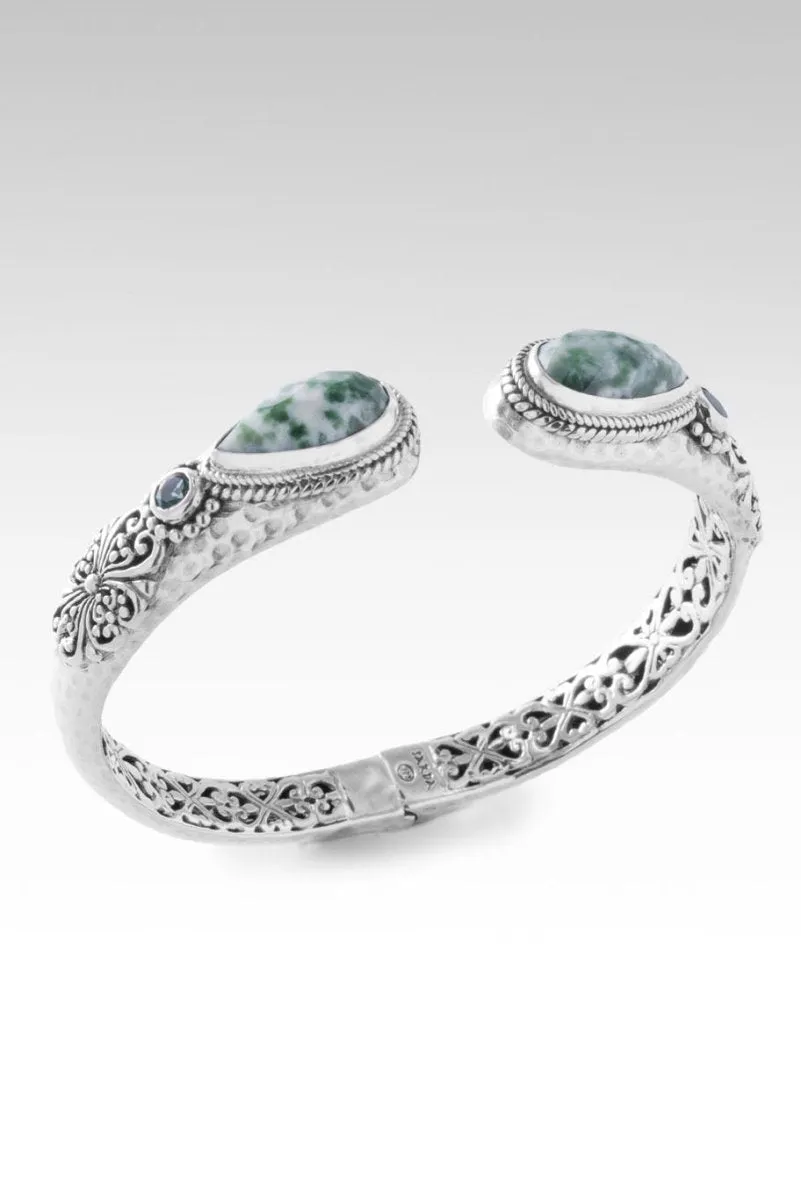 In Everything Give Thanks Tip-to-Tip Bracelet™ in Kingfisher Quartz