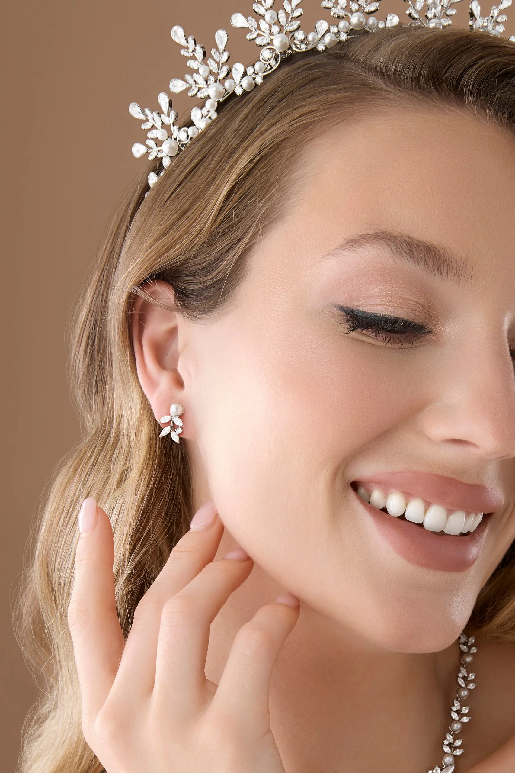 LEEN Simulated Diamond and Pearl Jewelry Set