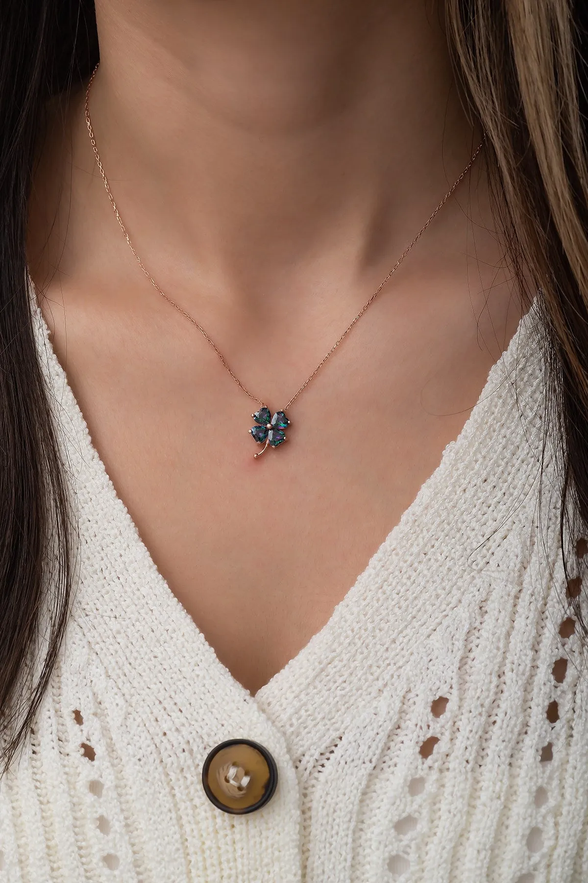 Luck Topaz Stone Flower Necklace
