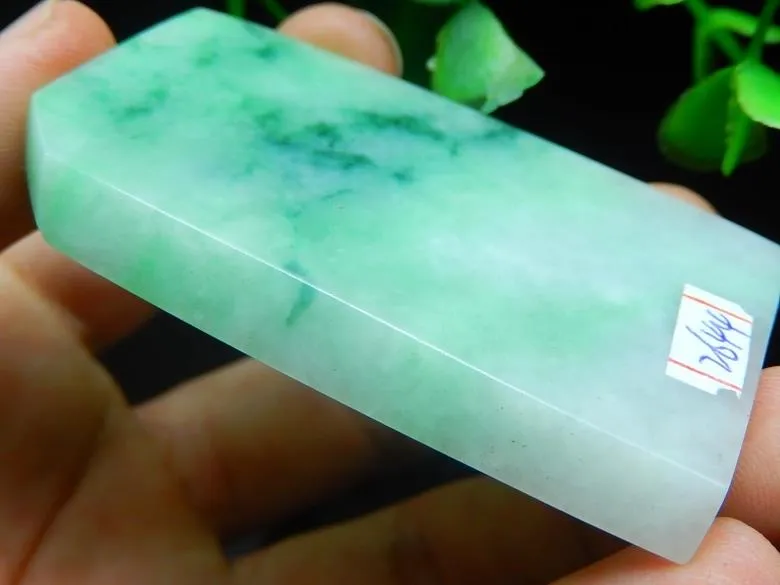 Natural Jade Jadeite Raw (33g, 61X31X5.6mm)