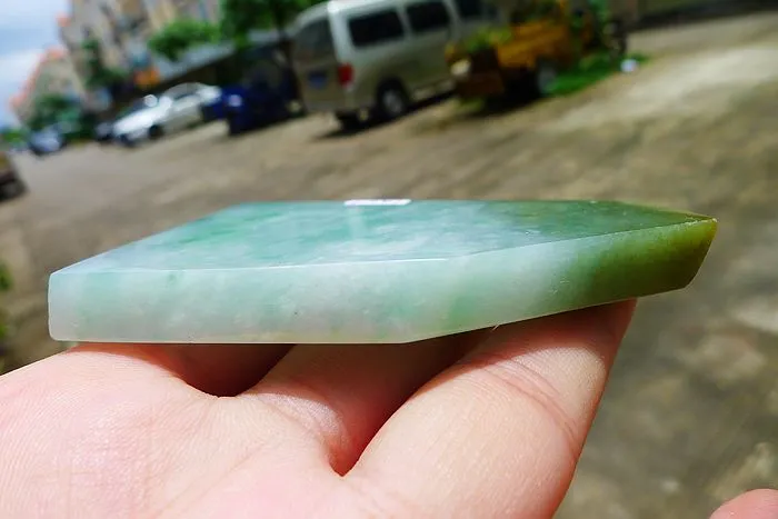 Natural Jade Rough Jadeite Raw (100g,8.2X5.2X0.8cm)