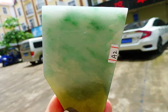 Natural Jade Rough Jadeite Raw (100g,8.2X5.2X0.8cm)