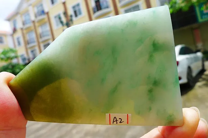 Natural Jade Rough Jadeite Raw (100g,8.2X5.2X0.8cm)
