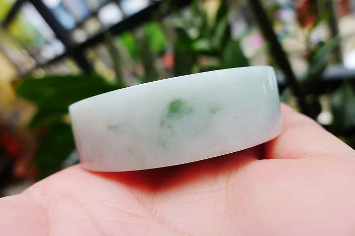 Natural Jade Rough Jadeite Raw (113g,5.3x1.56cm)