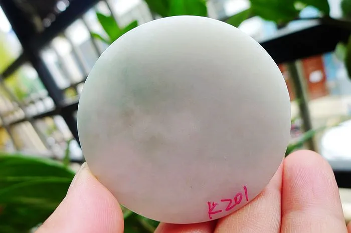 Natural Jade Rough Jadeite Raw (113g,5.3x1.56cm)
