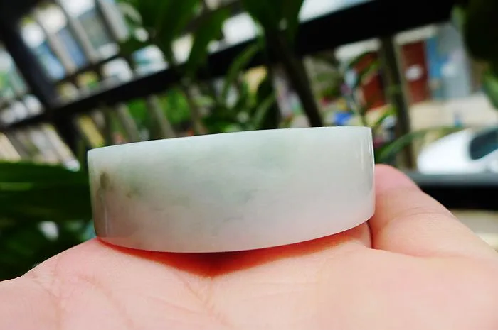 Natural Jade Rough Jadeite Raw (113g,5.3x1.56cm)