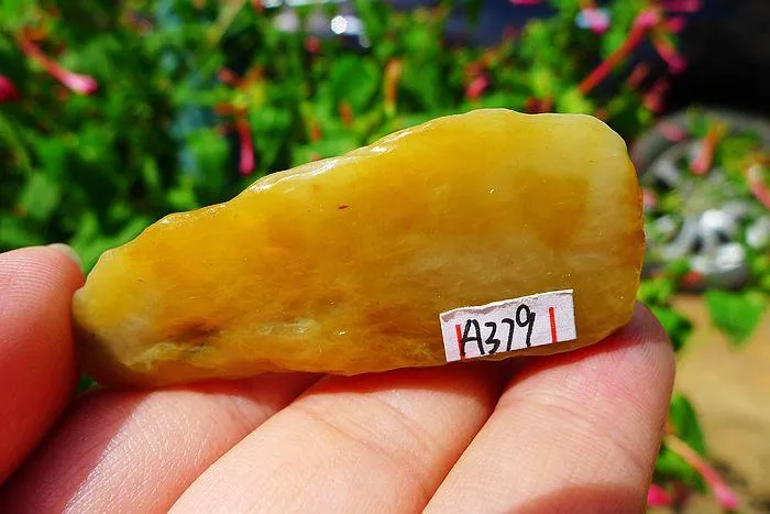 Natural Jade Rough Jadeite Raw (24g,5.7X2.2X0.9cm)