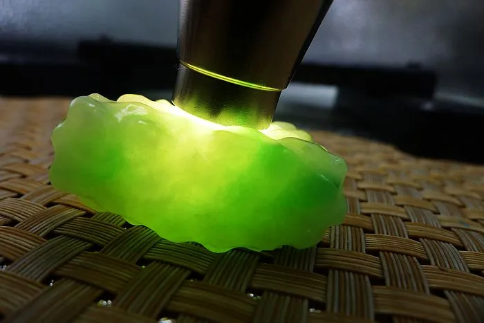 Natural Jade Rough Jadeite Raw (34g,3.8X2.6X1.6cm)