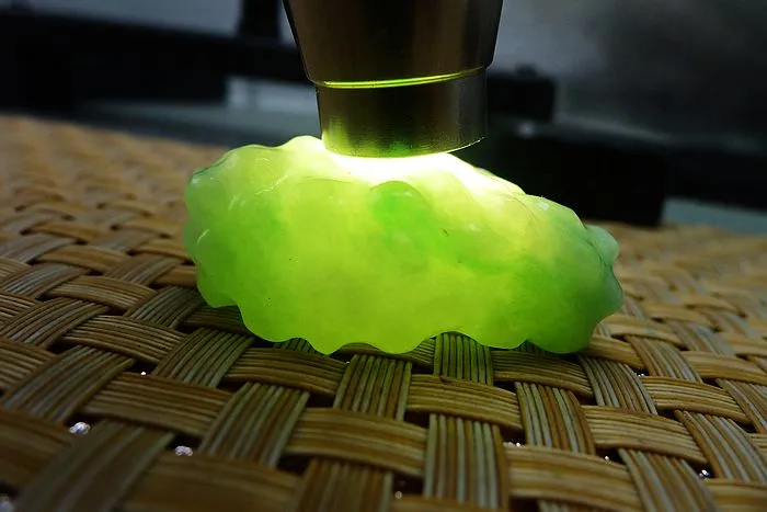 Natural Jade Rough Jadeite Raw (34g,3.8X2.6X1.6cm)