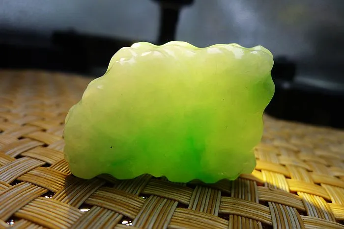 Natural Jade Rough Jadeite Raw (34g,3.8X2.6X1.6cm)