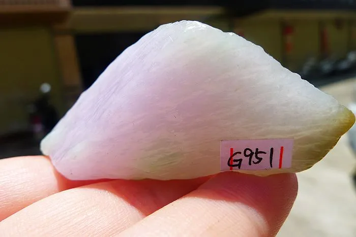 Natural Jade Rough Jadeite Raw (42g,6X2.9X1.4cm)