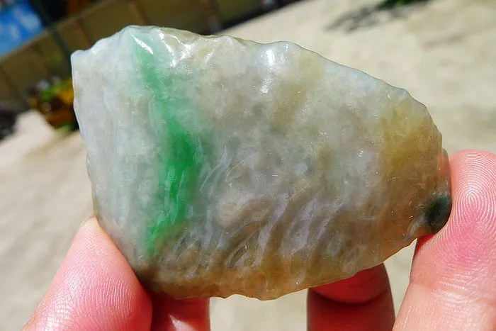 Natural Jade Rough Jadeite Raw (74g,6.4X4.6X1.6cm)