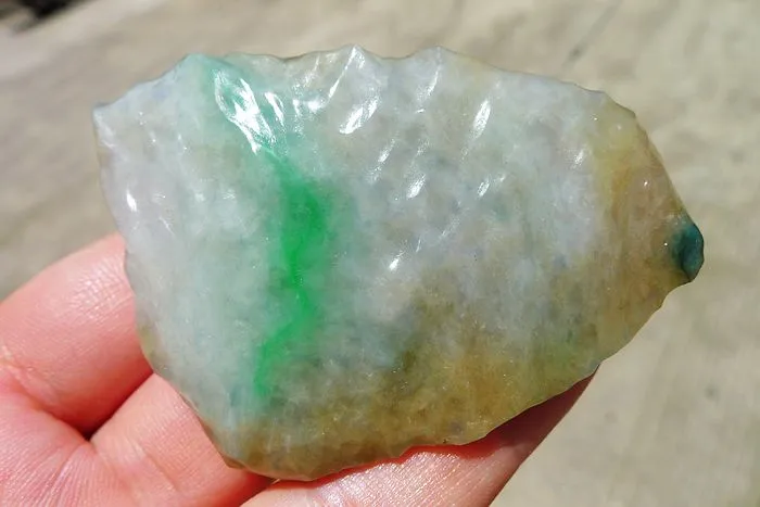 Natural Jade Rough Jadeite Raw (74g,6.4X4.6X1.6cm)