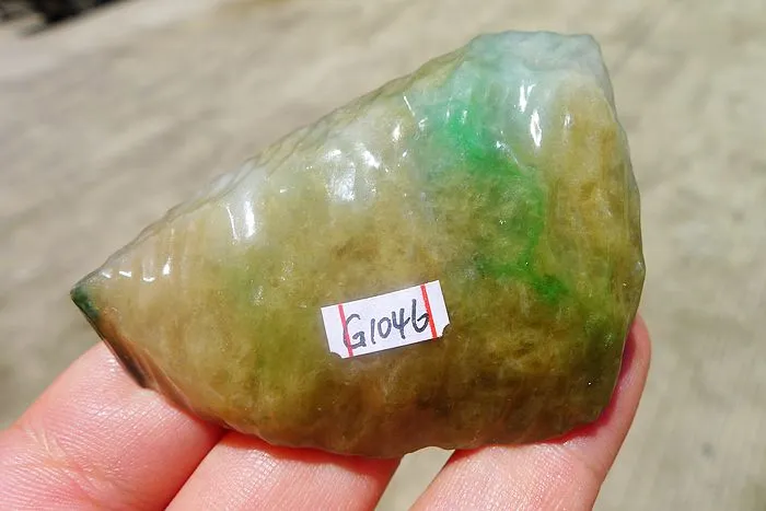 Natural Jade Rough Jadeite Raw (74g,6.4X4.6X1.6cm)