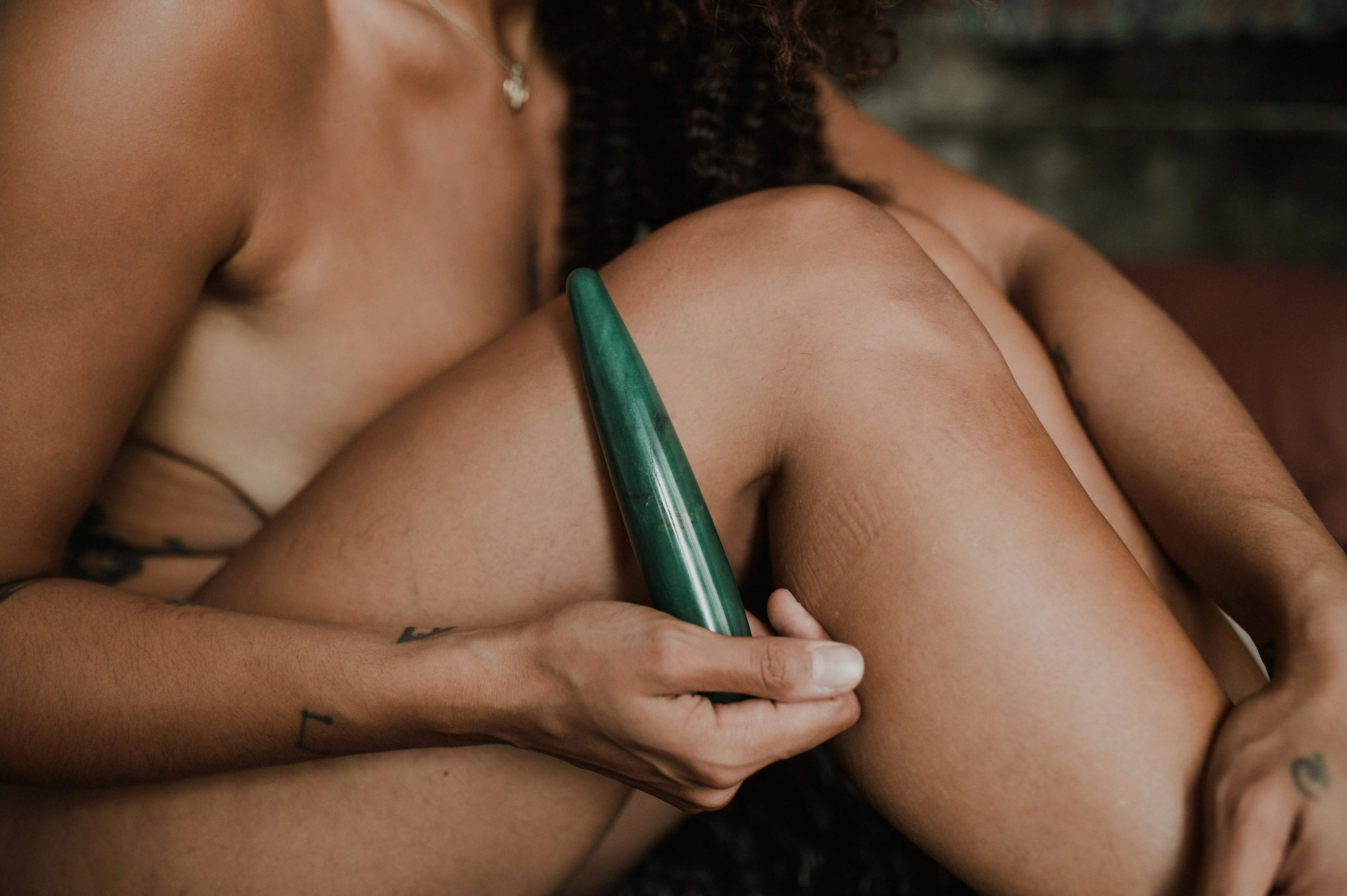 NEPHRITE JADE SLIM WAND