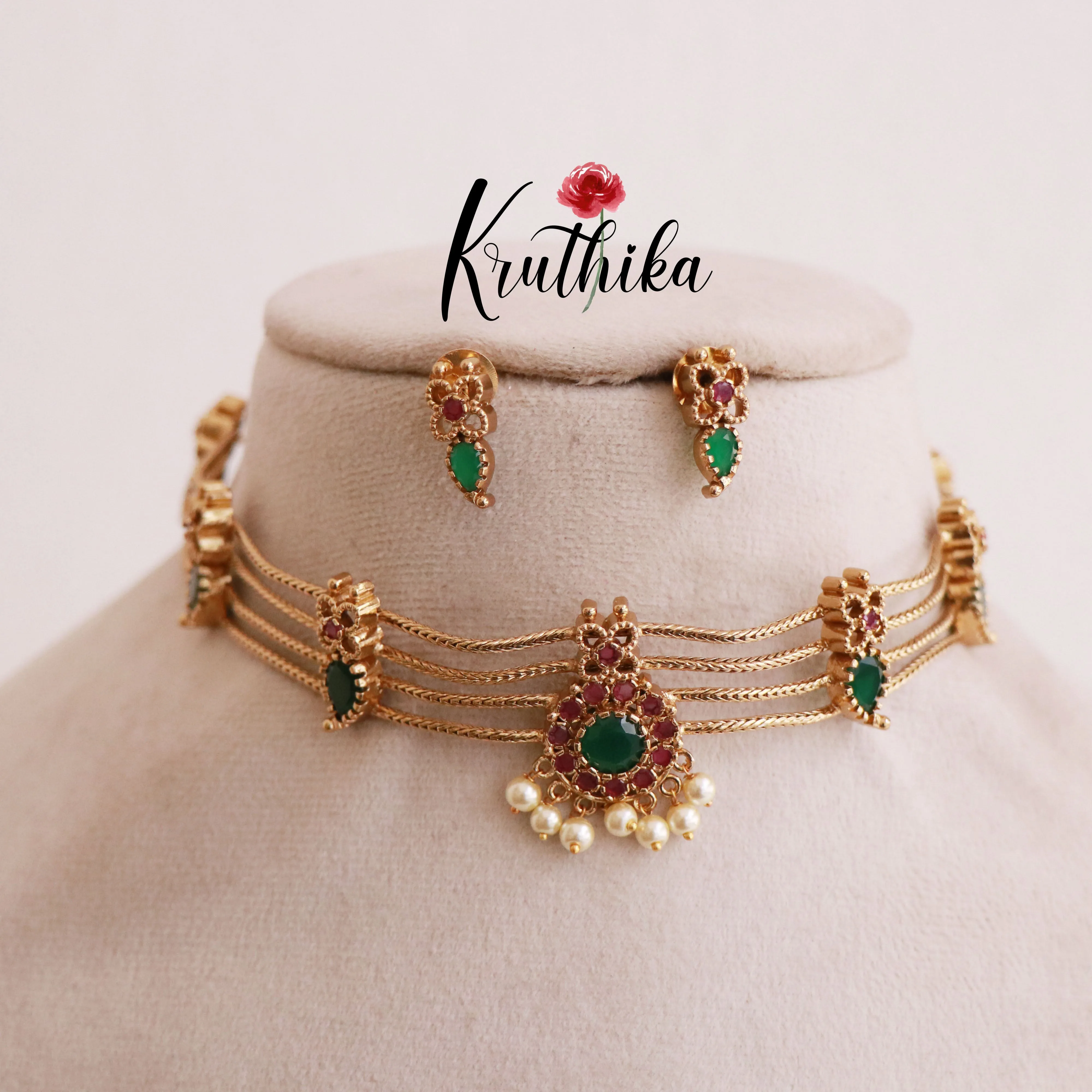 Pretty Kemp mango chain choker set NC1785