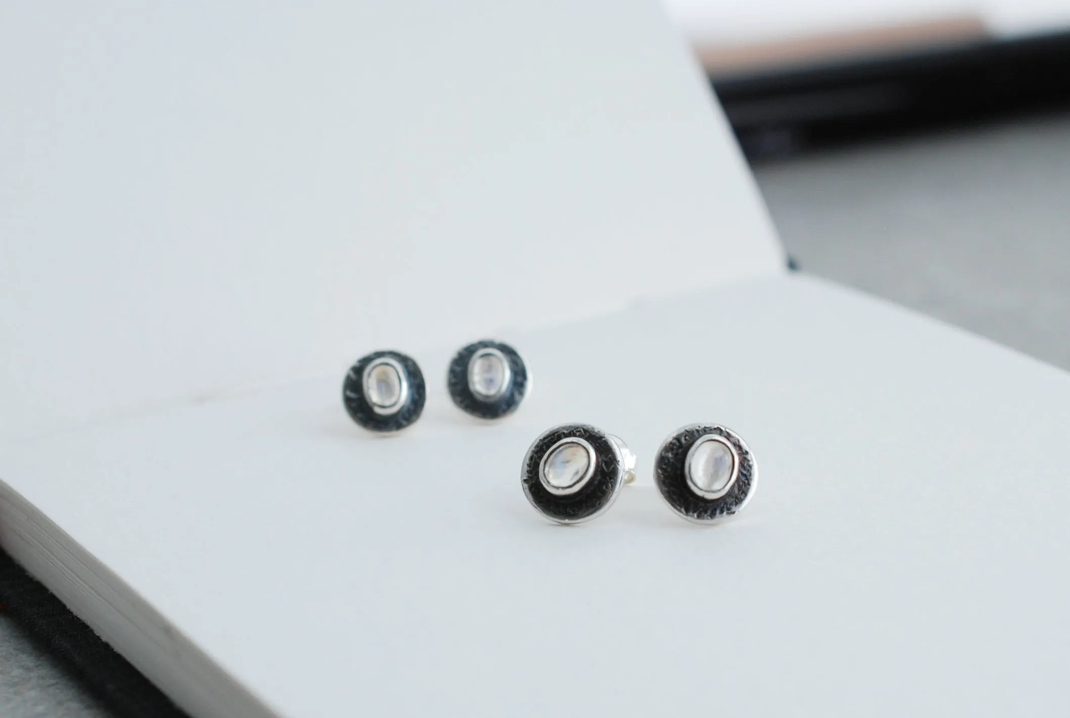 Silver Stud earrings with moonstone cabochon