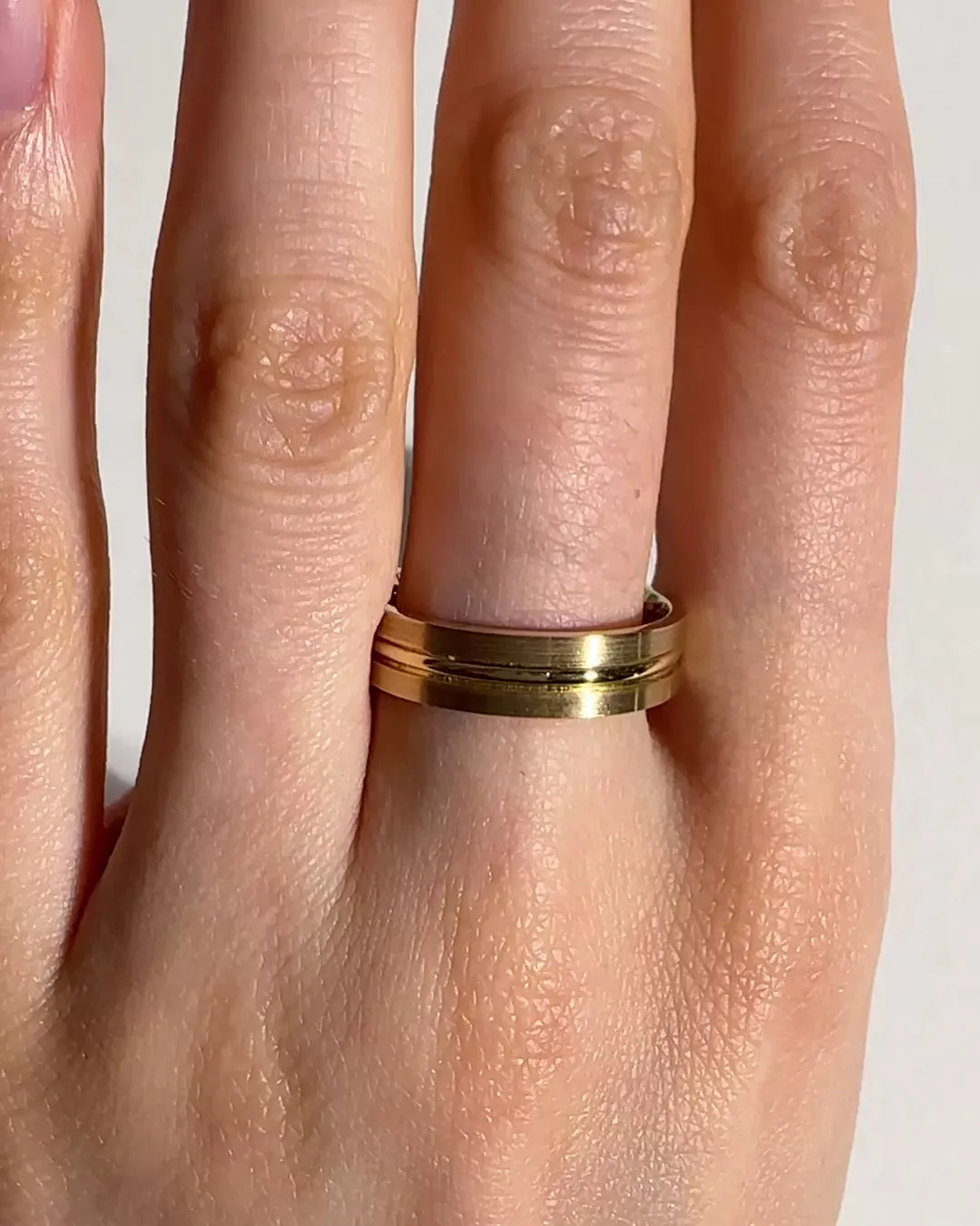 Solid Gold Flat Court Groove Ring - 5mm Band