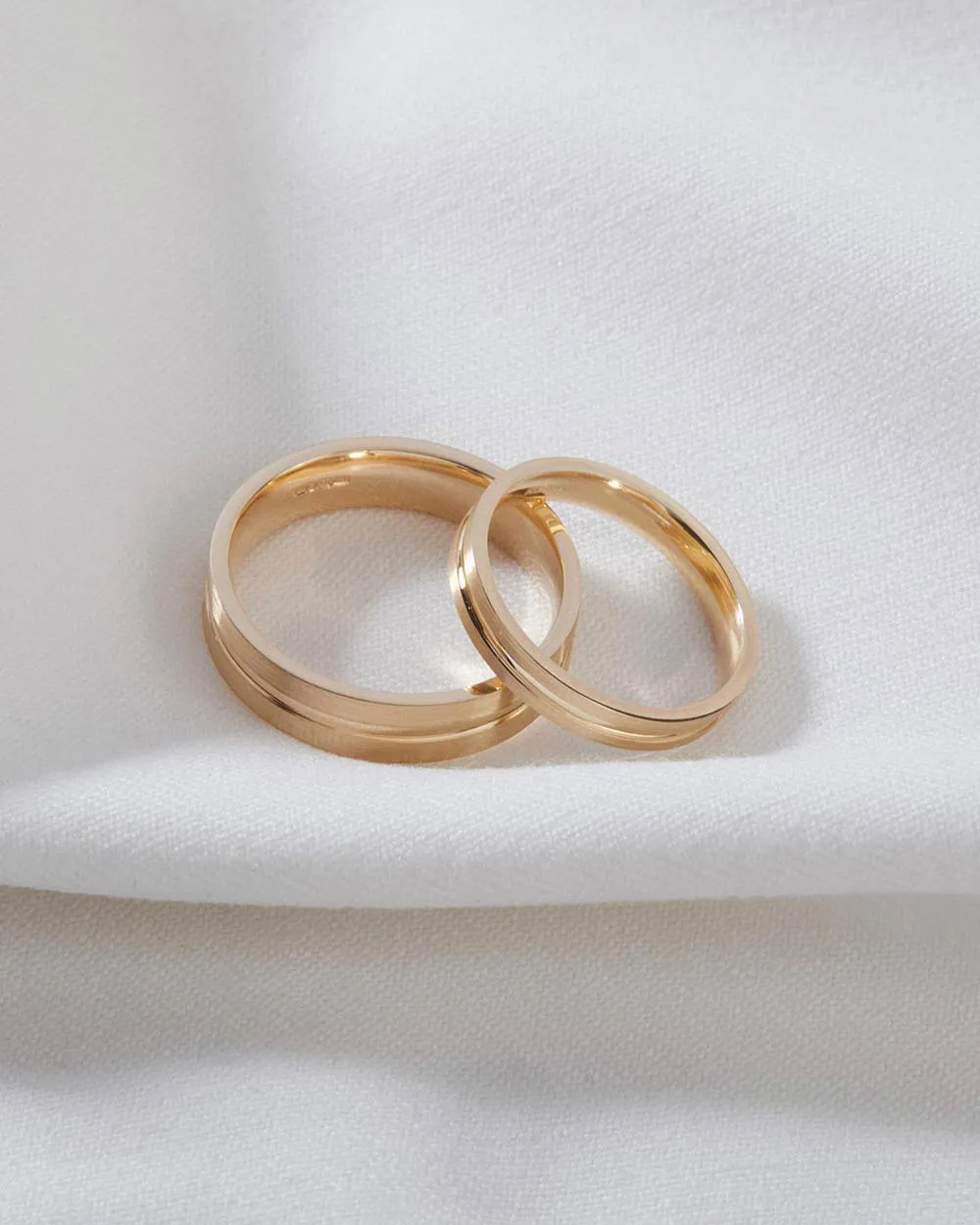 Solid Gold Flat Court Groove Ring - 5mm Band
