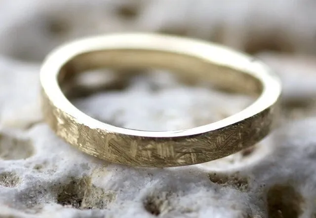 Stacking Wavy gold hammered wedding ring