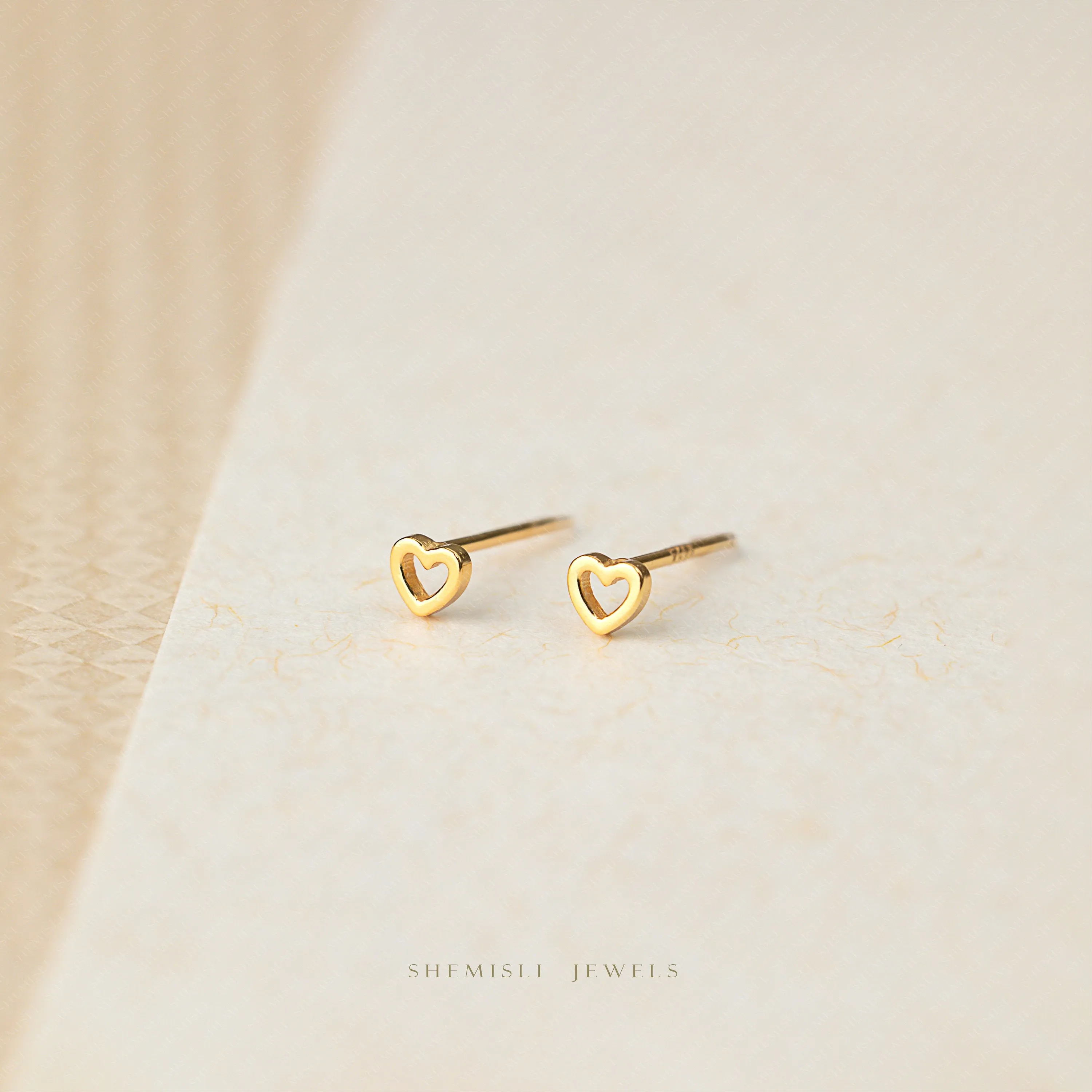 Tiny Open Heart Stud, Unisex, Gold, Silver SHEMISLI SS431 Butterfly End, SS432 Screw Ball End (Type A)