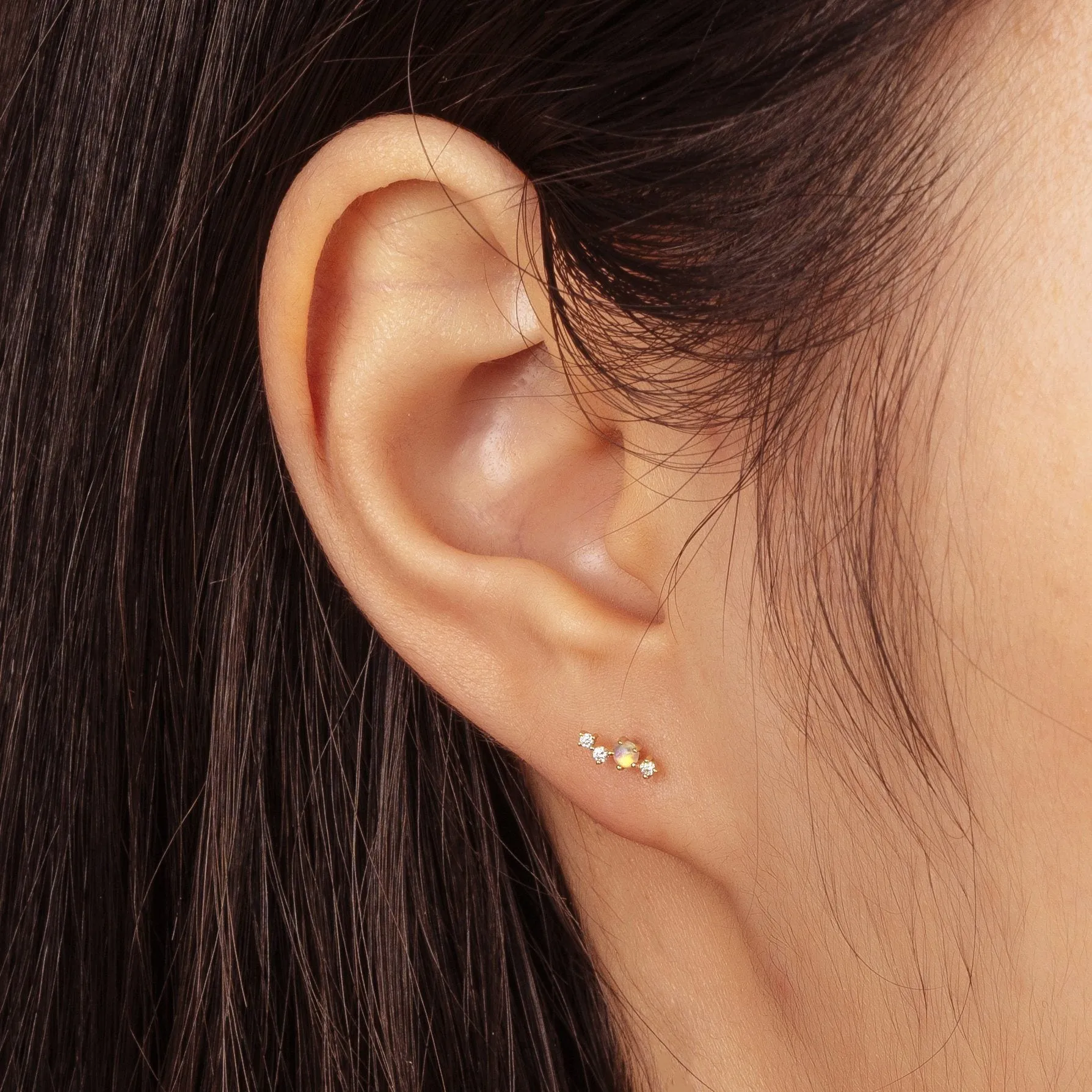 VENUS | Single Opal and Diamond Stud